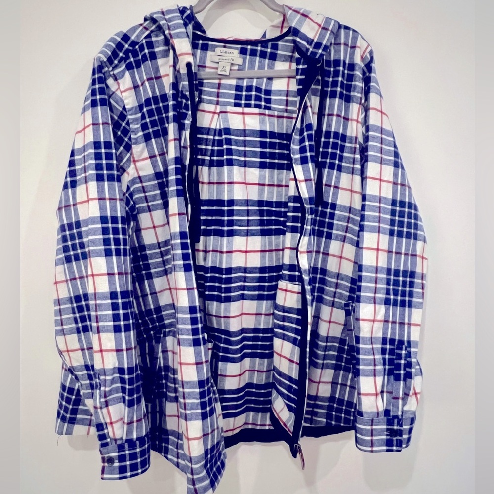 L.L. Bean relaxed fit zip hooded flannel red, white, and blue plus size 3X
